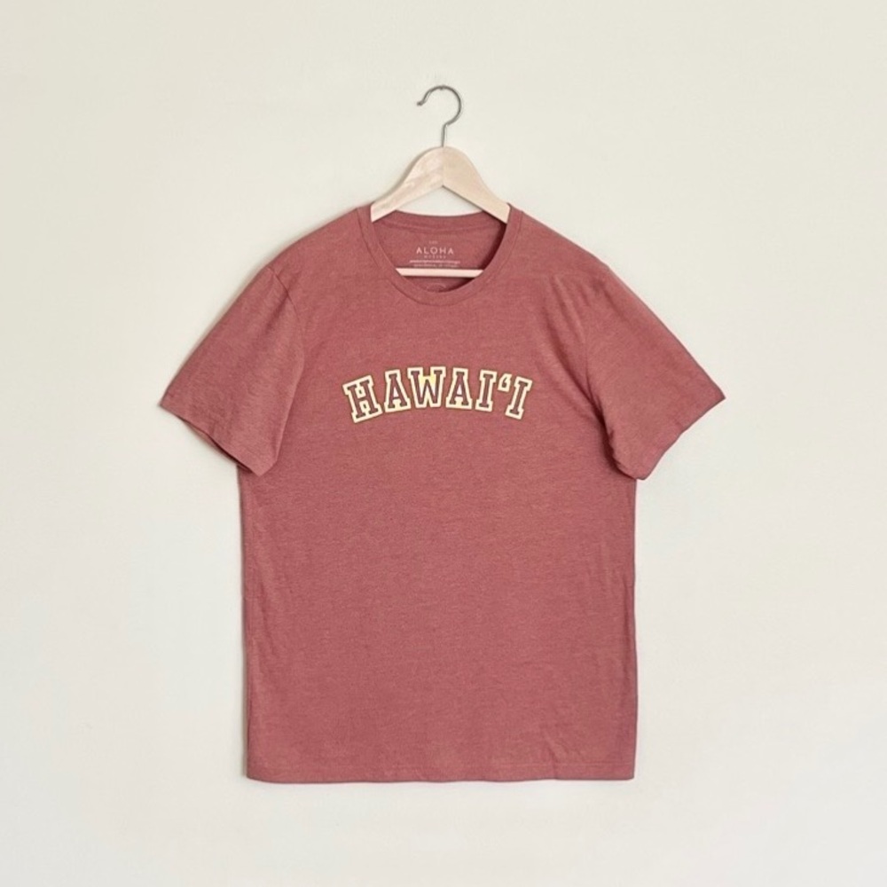 Aloha Modern Hawai’i Graphic Heather Red T Shirt Adult size Large